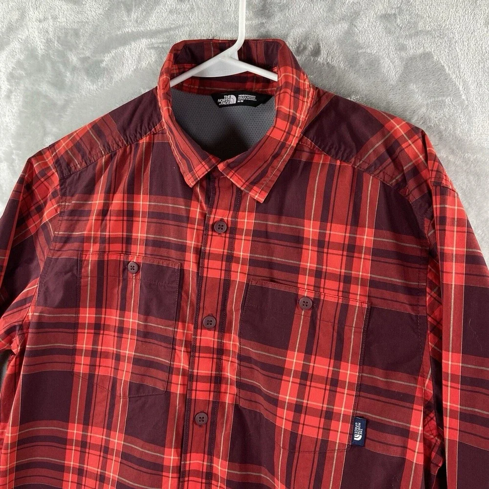 The North Face Shirt men's Medium Button Up Vented Fishing Roll Tabs Red Plaid